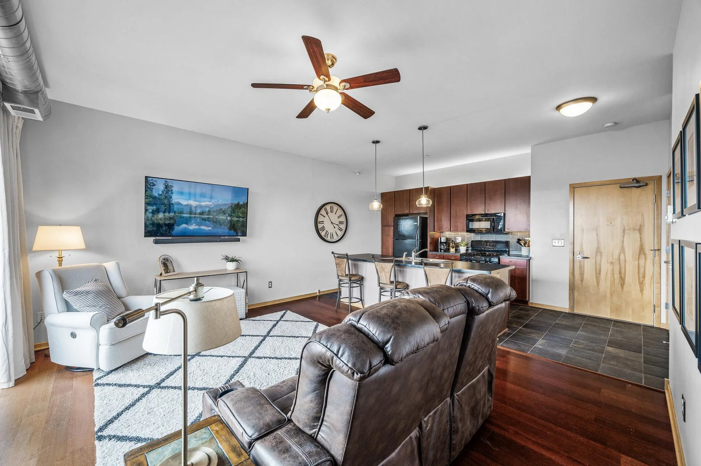 4525 Park Commons Drive, Saint Louis Park, MN 55416