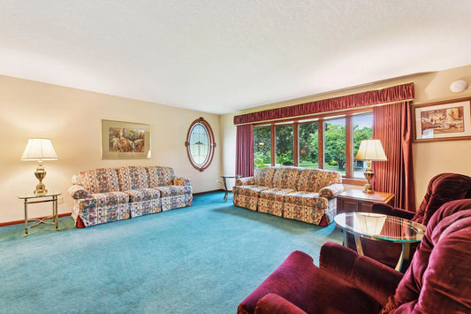 5000 Forestview Lane, Plymouth, MN 55442