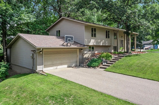 504 135th Street, Burnsville, MN 55337
