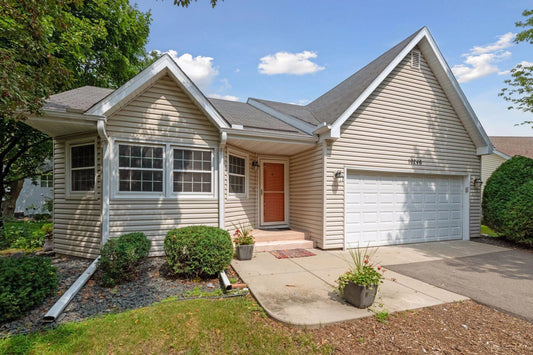 10246 Lee Drive, Eden Prairie, MN 55347