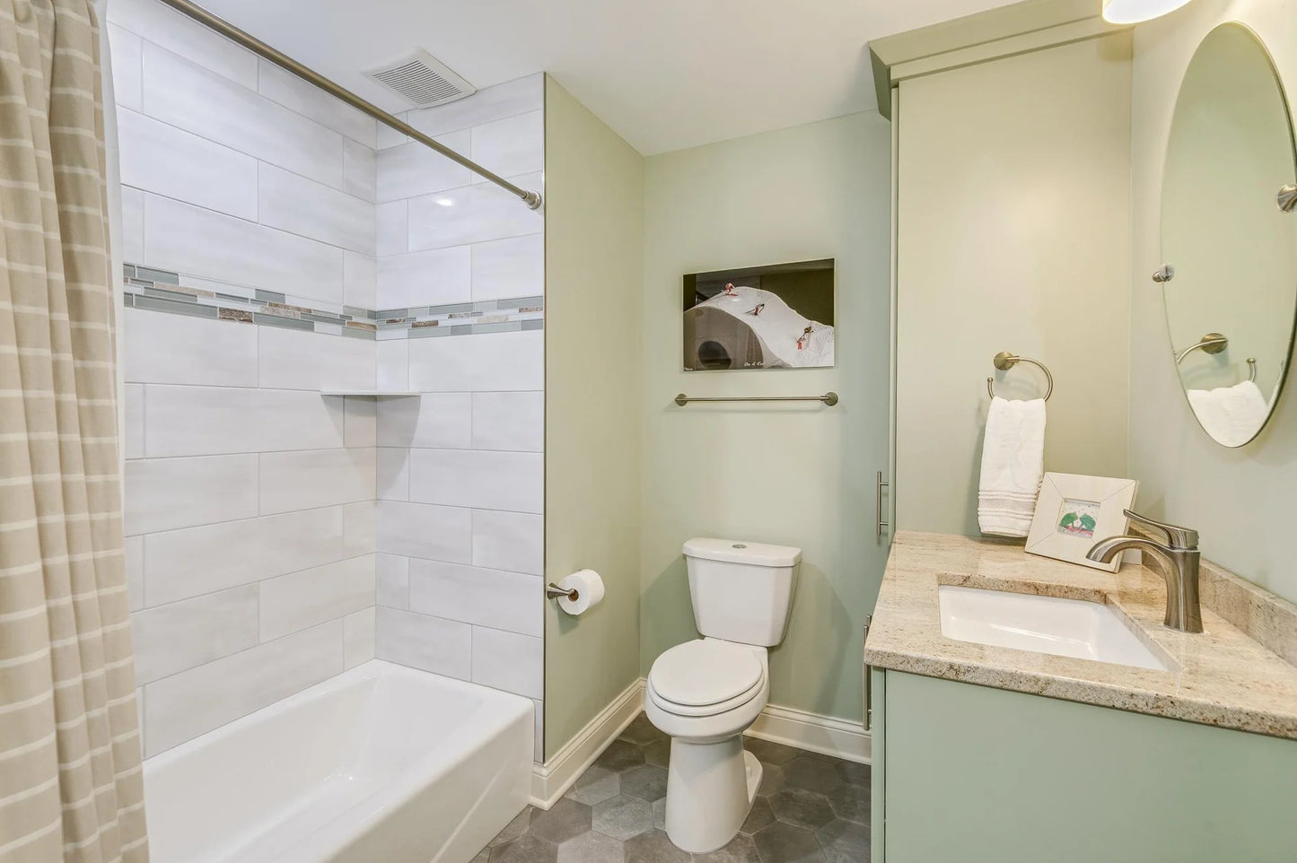 4605 62nd Street, Edina, MN 55424