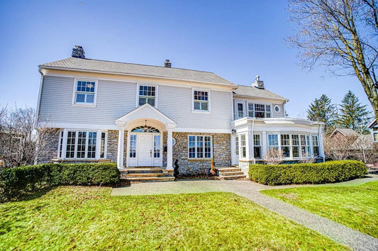 4927 Lake Avenue, White Bear Lake, MN 55110
