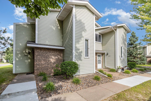 2488 Cobble Hill Alcove , Woodbury, MN 55125