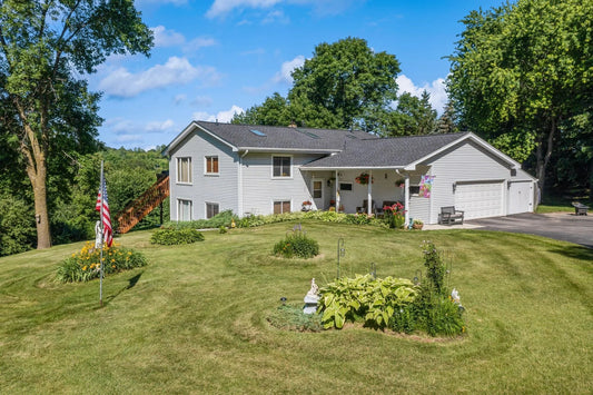 2557 Clementa Avenue, Buffalo, MN 55313
