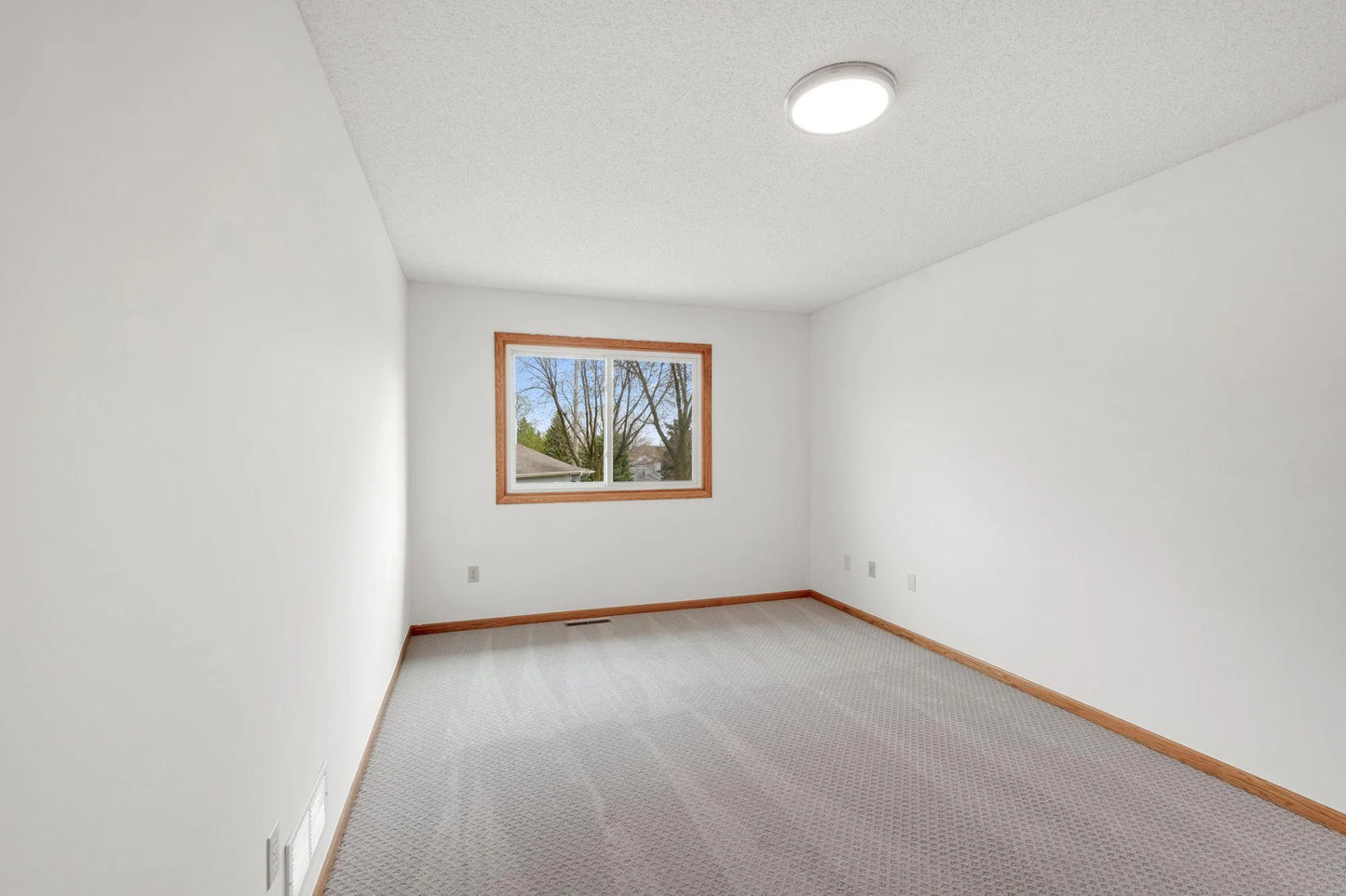 1130 Aston Place, Burnsville, MN 55337
