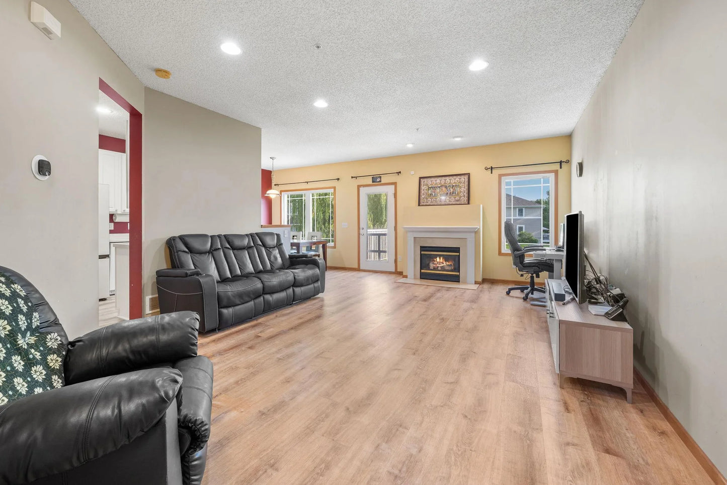 5048 Yuma Lane, Plymouth, MN 55446