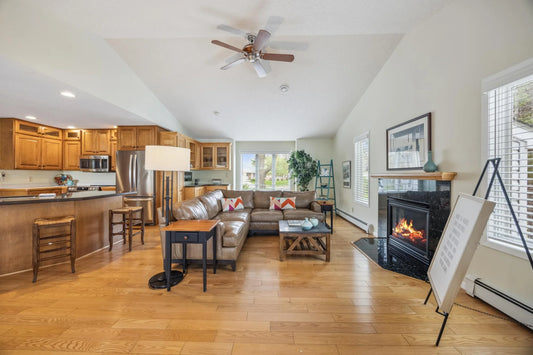 5427 Twin Lake Boulevard, Brooklyn Center, MN 55429