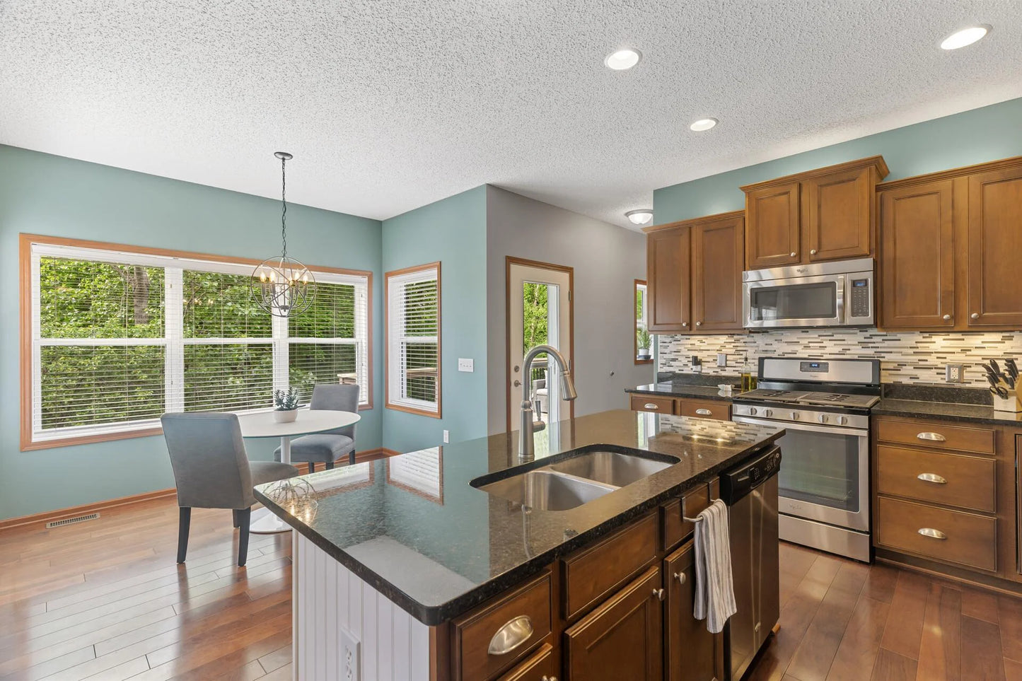 4231 Maple Hurst Drive, Rockford, MN 55373