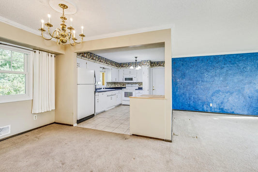 4244 Mcmenemy Street, Vadnais Heights, MN 55127