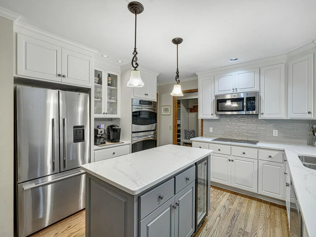10245 183rd Street, Lakeville, MN 55044