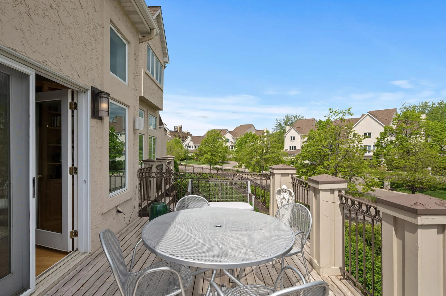 517 River Street, Minneapolis, MN 55401