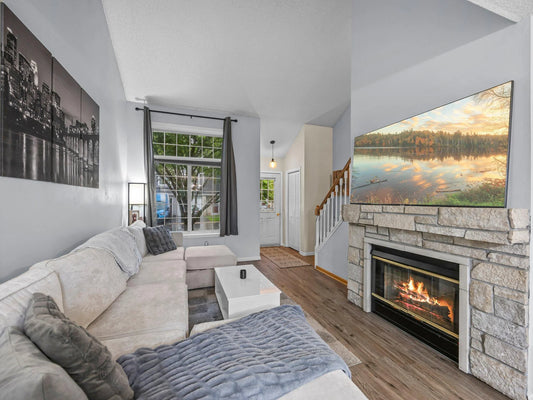 597 Mission Hills Way, Chanhassen, MN 55317