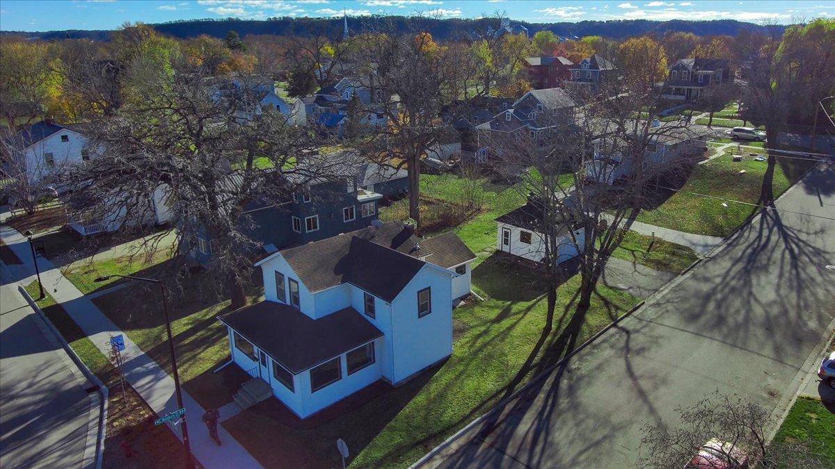 419 Lakeshore Drive, Lake City, MN 55041