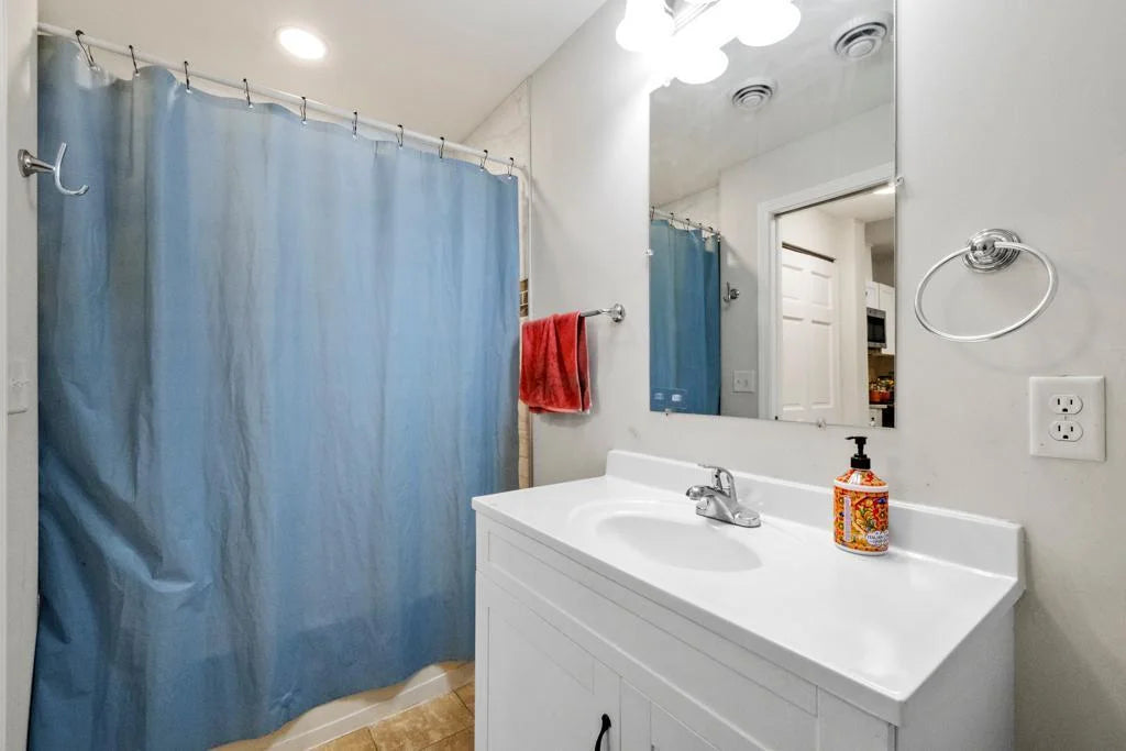 3805 Chicago Avenue, Minneapolis, MN 55407