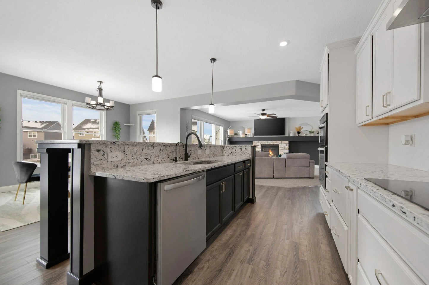 5204 Porchlight , Woodbury, MN 55129