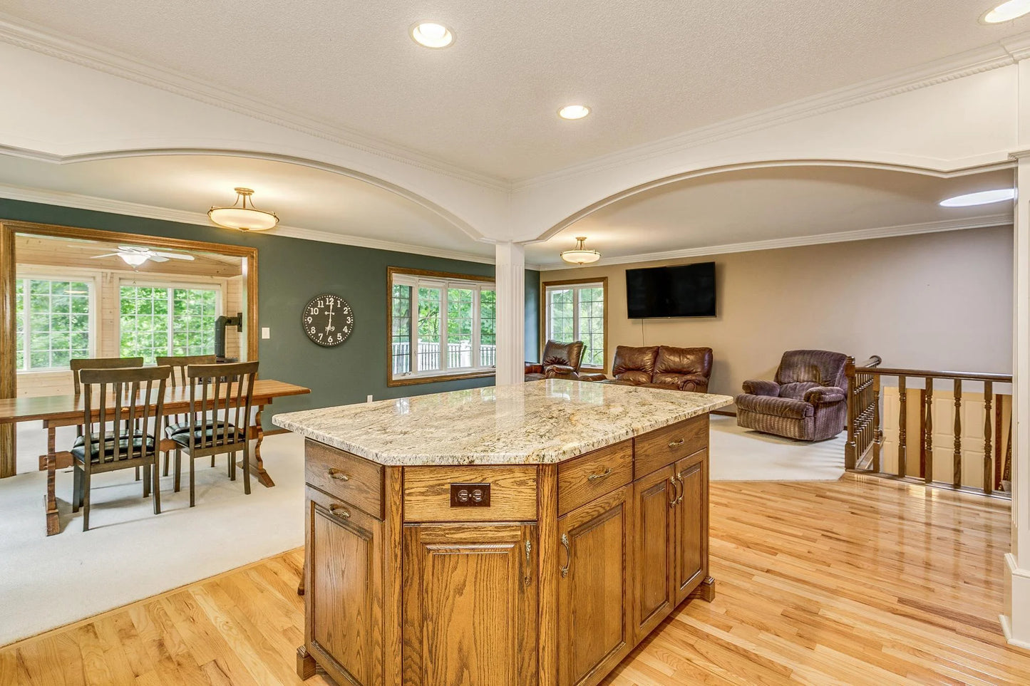 989 Kadler Avenue, Saint Michael, MN 55376