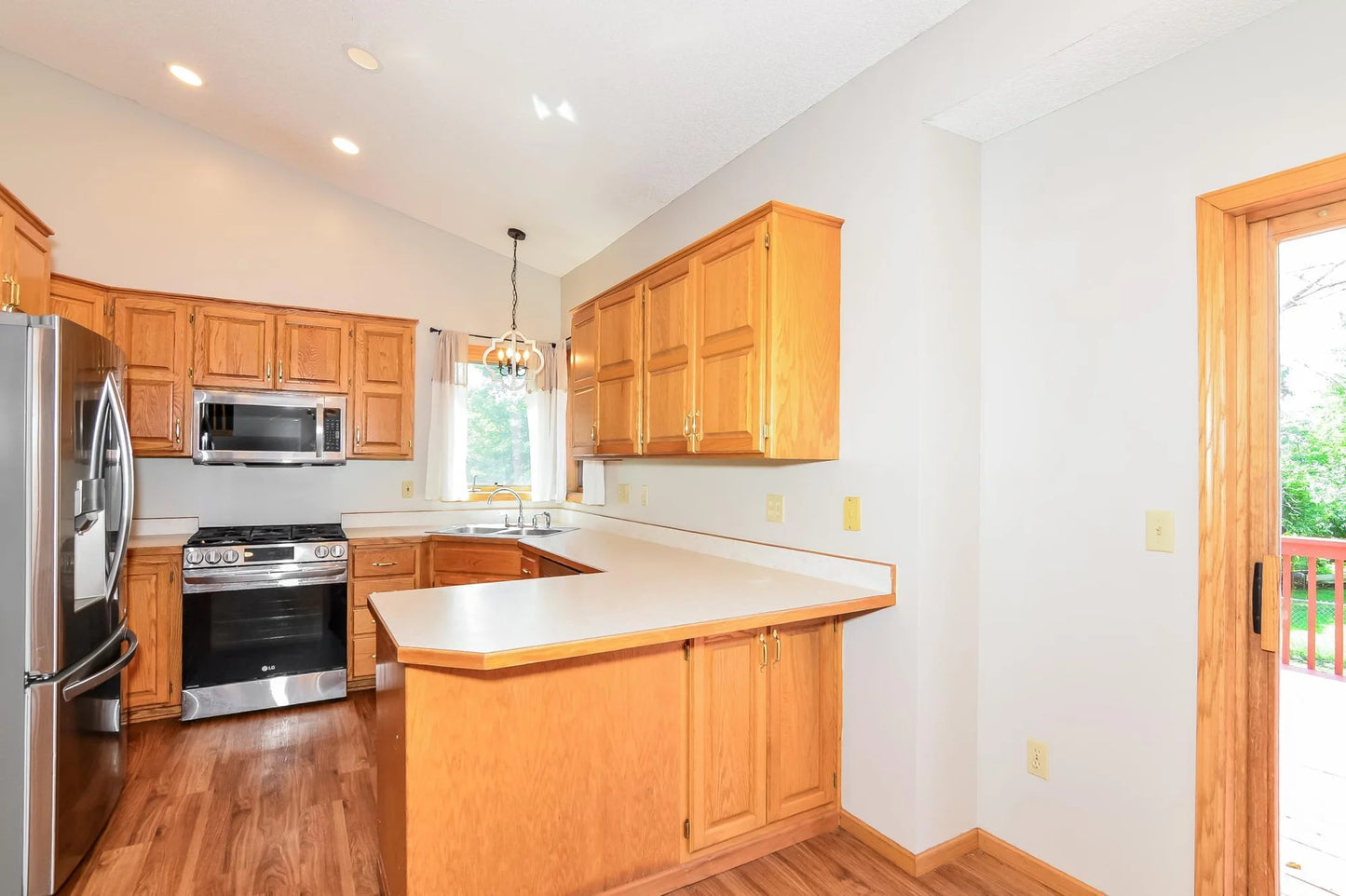 5203 Kings Crossing North , Brooklyn Park, MN 55443