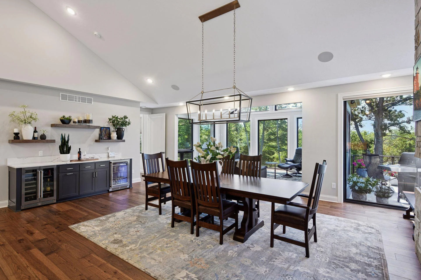 4725 Linden Cove Lane, Savage, MN 55378