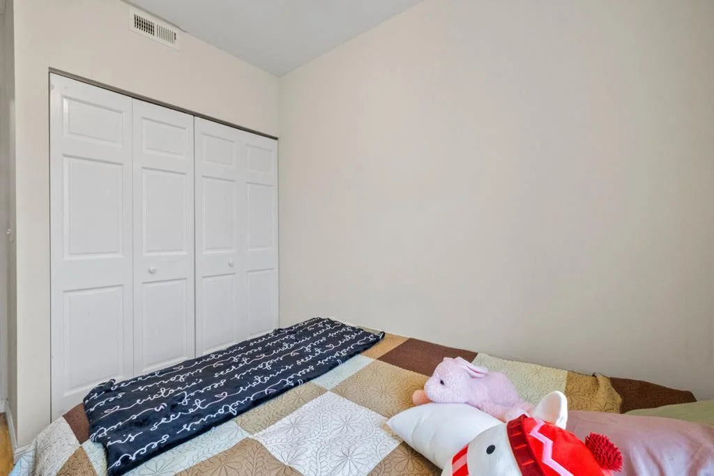 3805 Chicago Avenue, Minneapolis, MN 55407