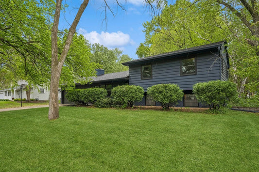 2500 Ensign Avenue, Golden Valley, MN 55427