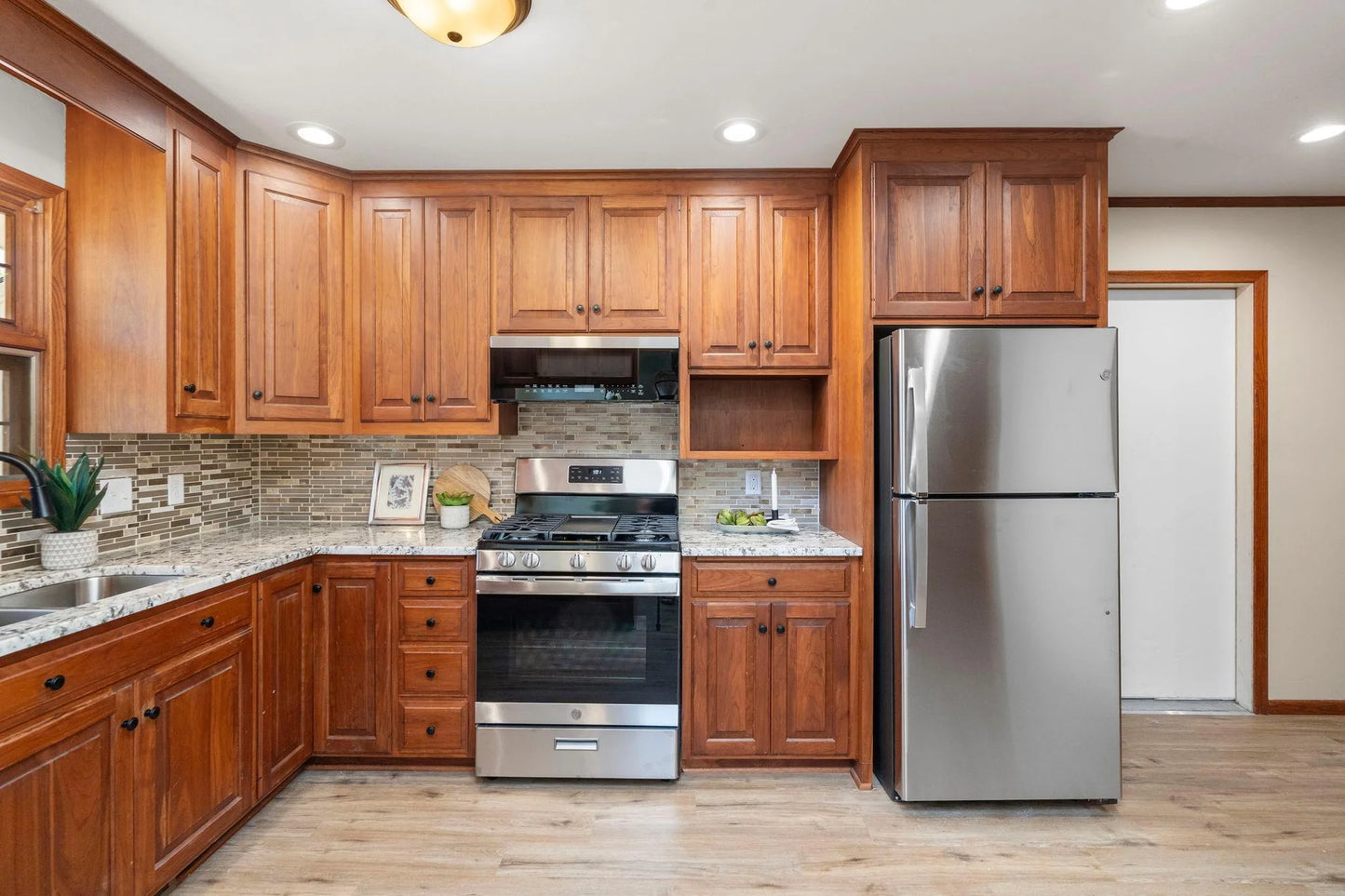 10212 Xerxes Avenue, Bloomington, MN 55431