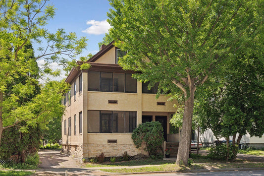 1049 18th Avenue, Minneapolis, MN 55414