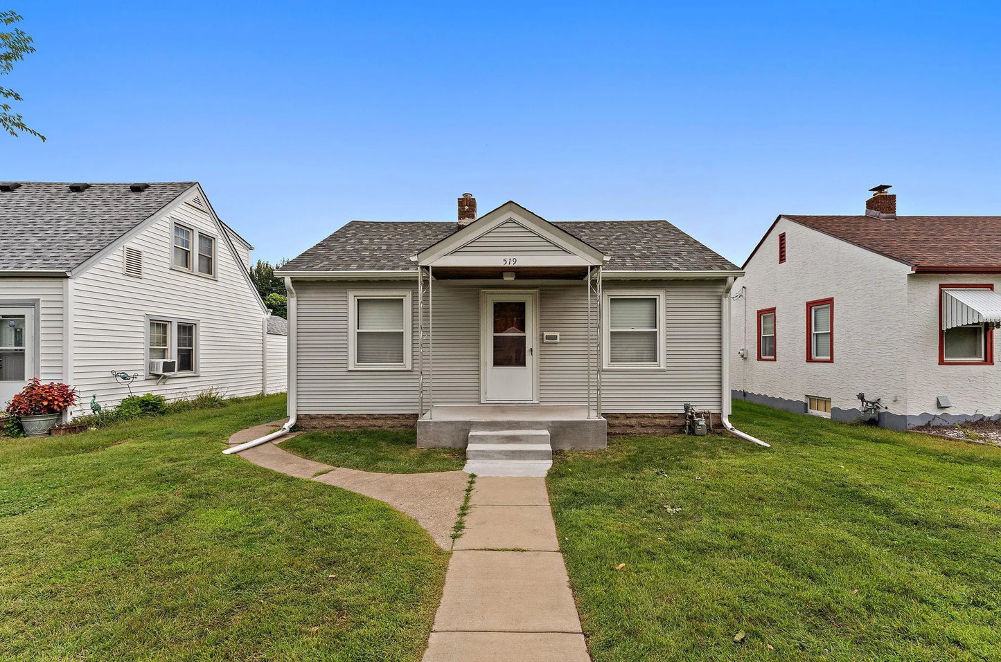 519 8th Avenue, South Saint Paul, MN 55075