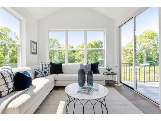 25480 Smithtown Road, Shorewood, MN 55331