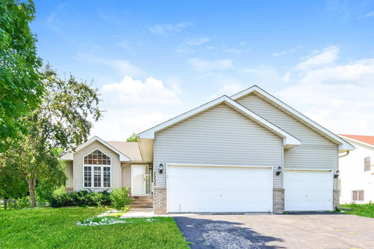 5203 Kings Crossing North , Brooklyn Park, MN 55443