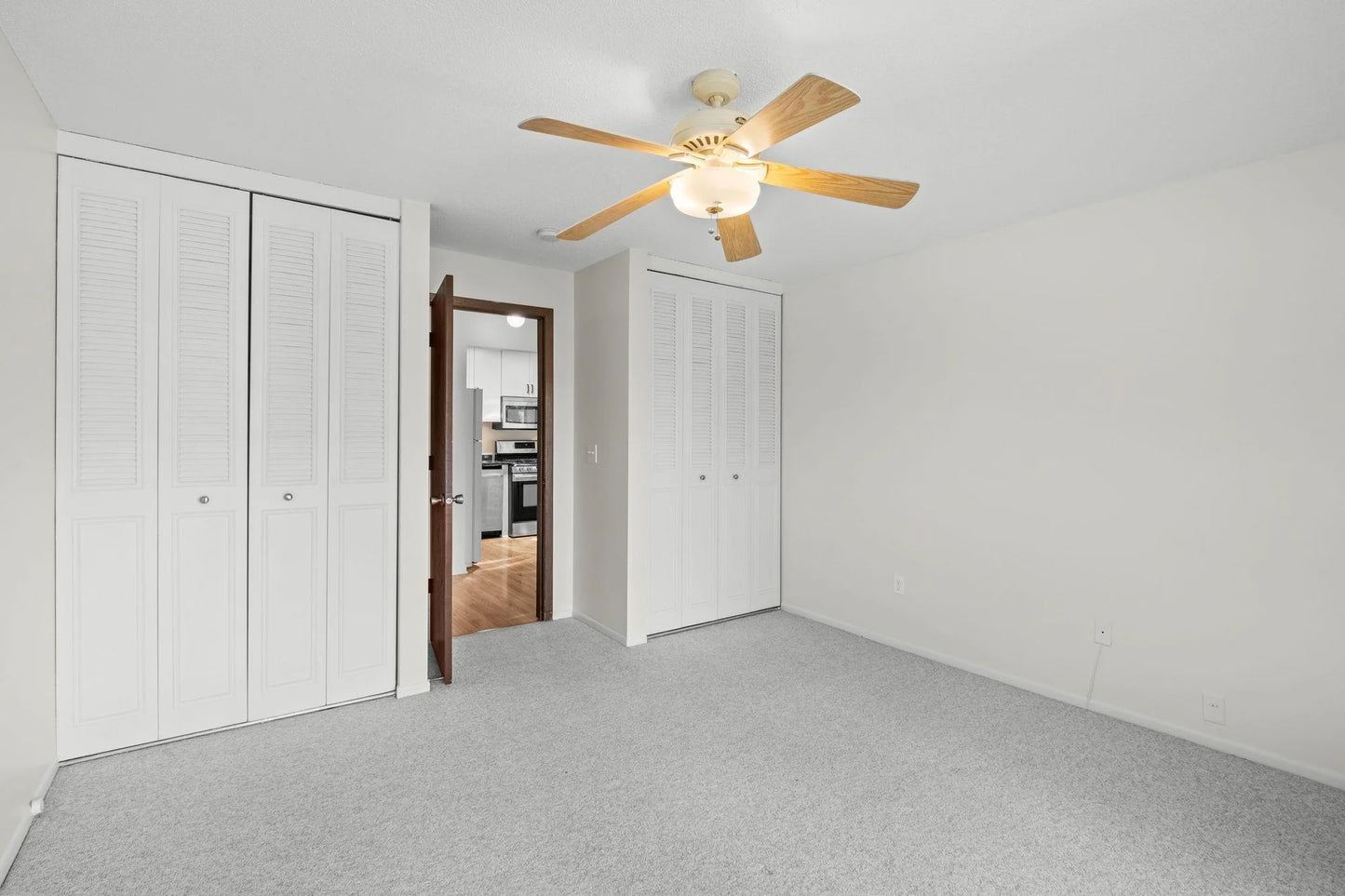 4820 Park Commons Drive, Saint Louis Park, MN 55416