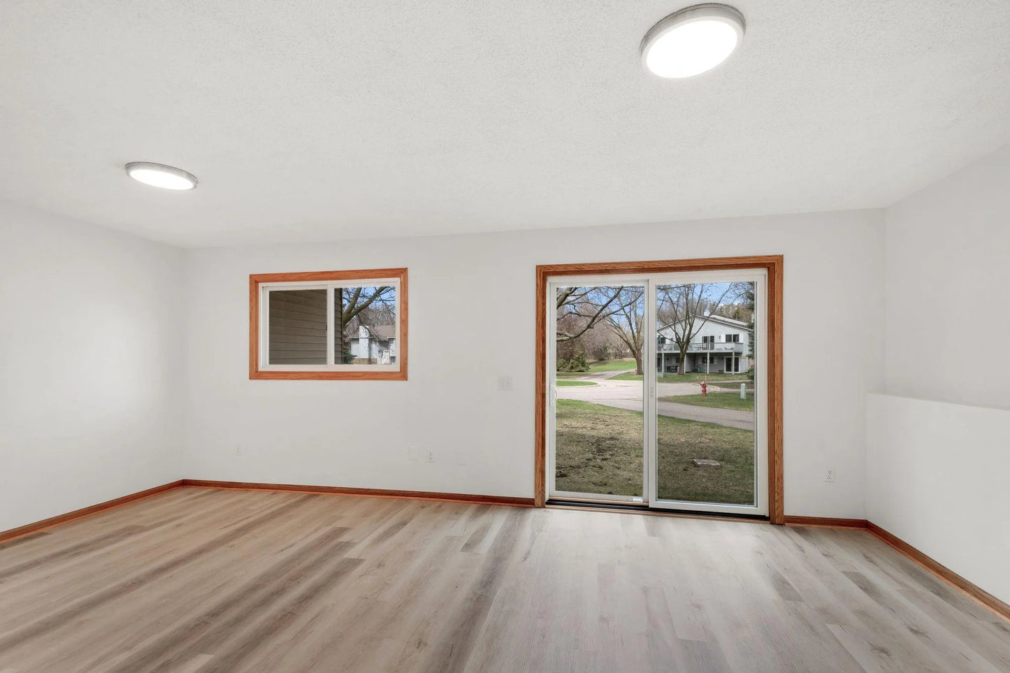 1130 Aston Place, Burnsville, MN 55337