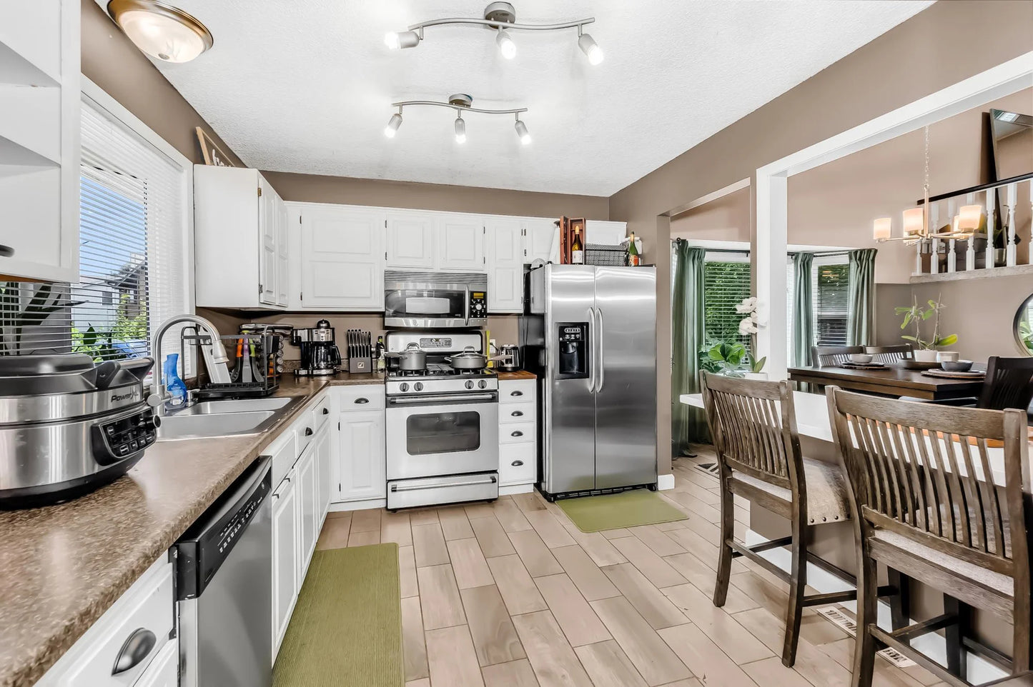 5225 Xenia Avenue, Crystal, MN 55429