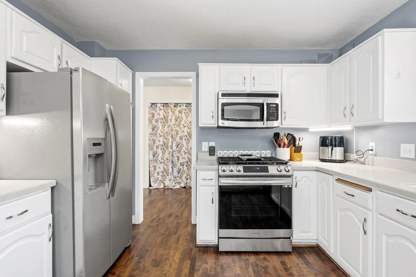 4467 Fawn Ridge Trail, Eagan, MN 55123