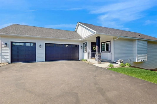 2506 Neal Court, Stillwater, MN 55082