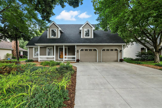 4334 Fisher Lane, White Bear Lake, MN 55110
