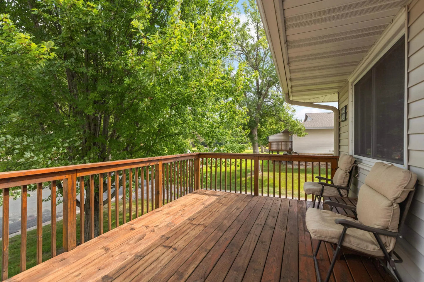 4448 Woodgate Point, Eagan, MN 55122