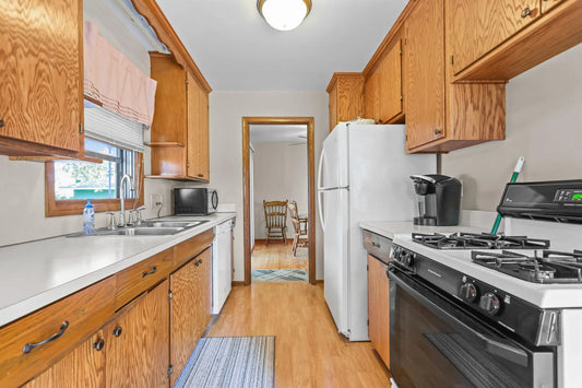 5913 Zenith Avenue, Brooklyn Center, MN 55429