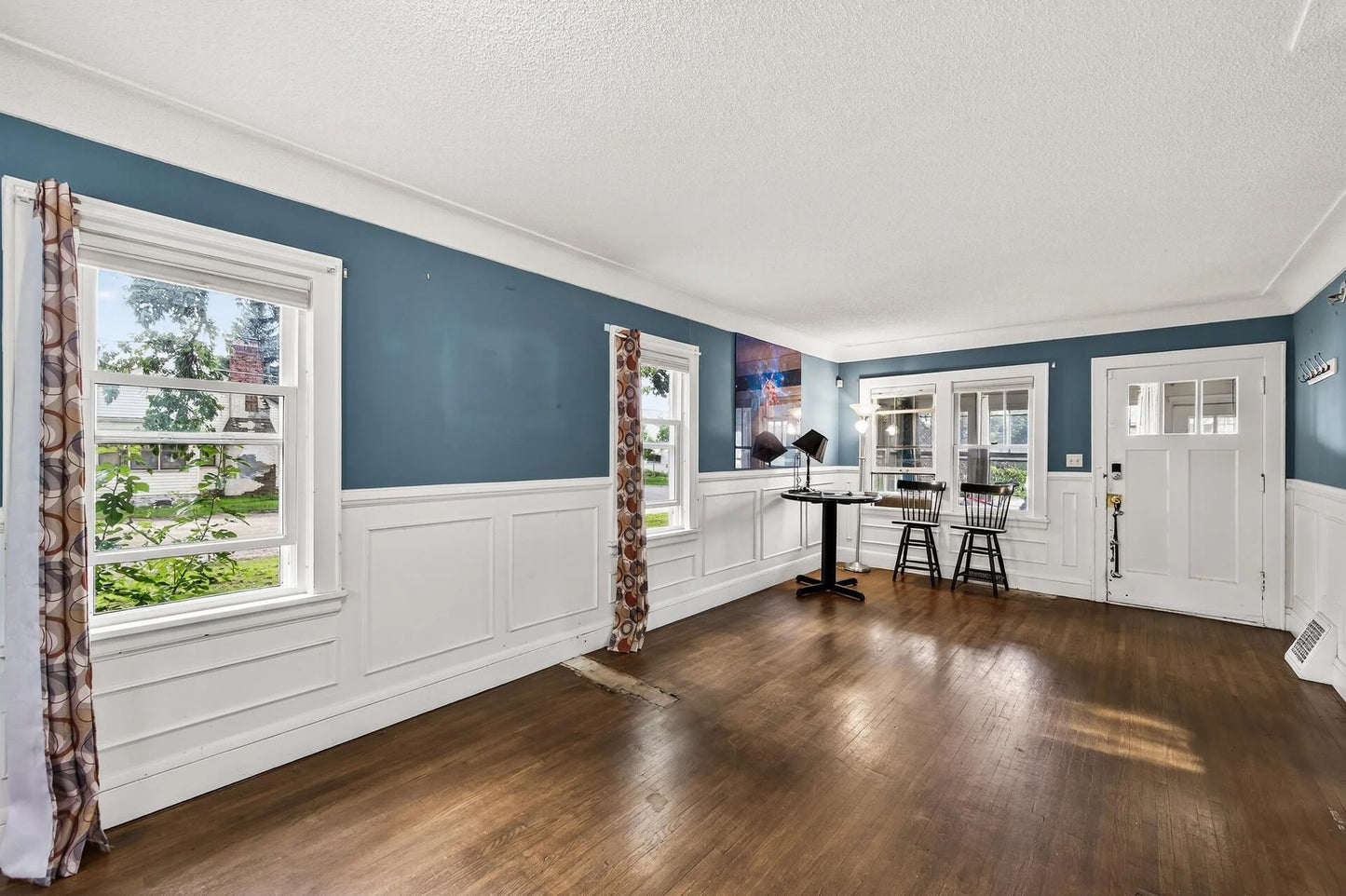 48 Jessamine Avenue, Saint Paul, MN 55117