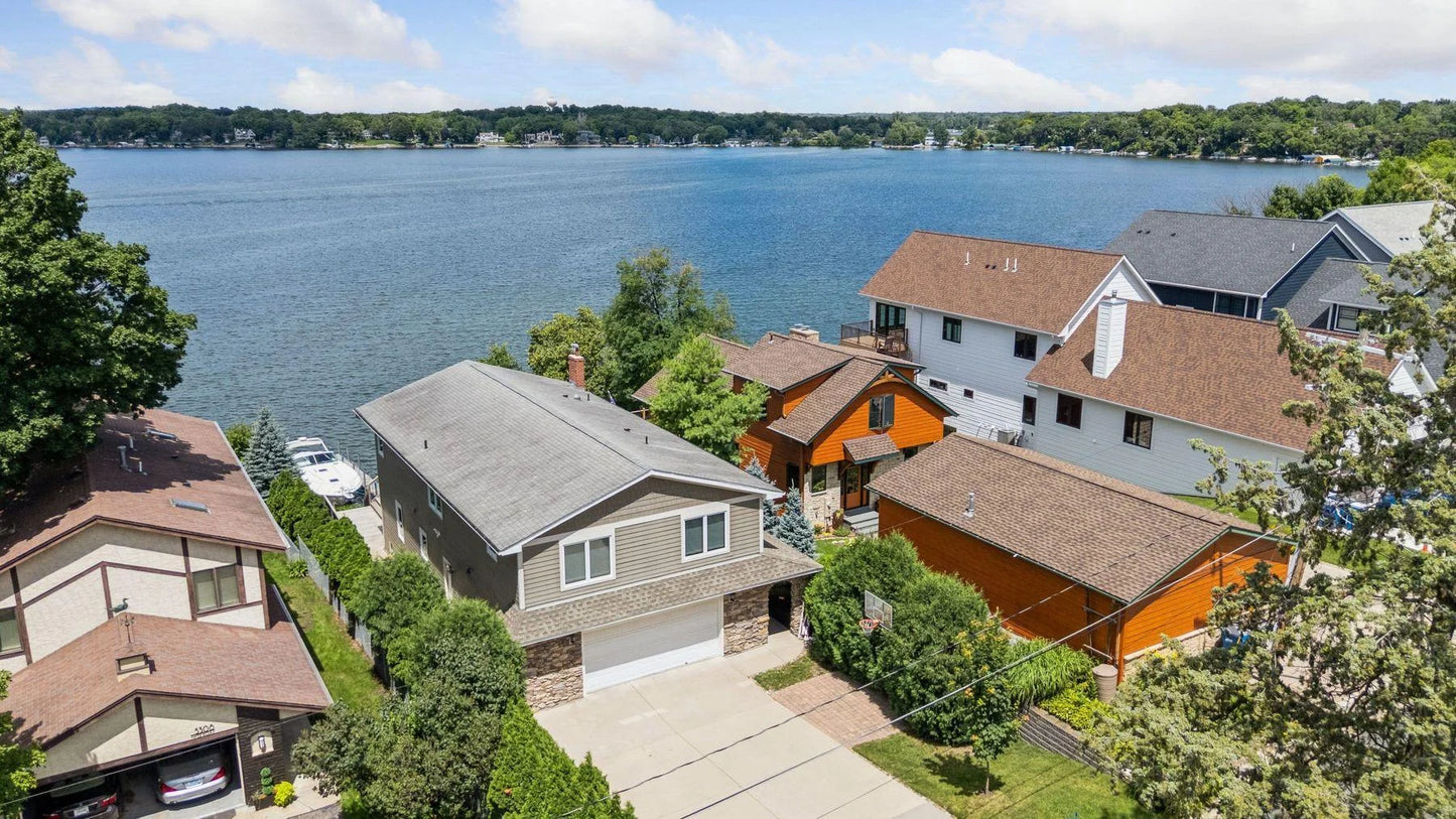 5300 Piper Road, Mound, MN 55364