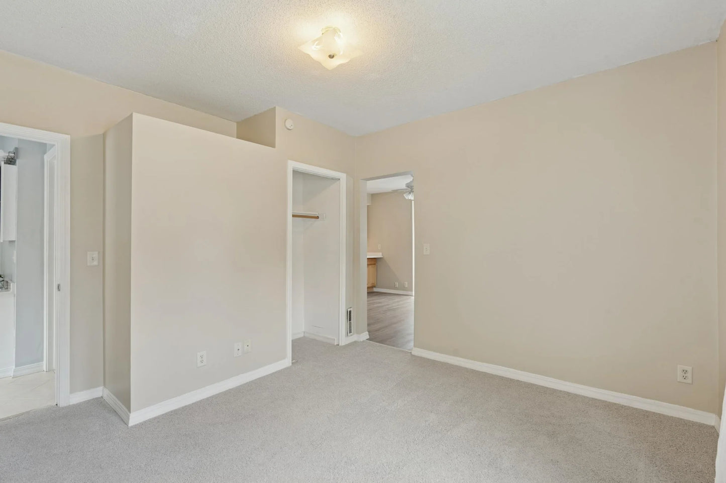 522 16th Avenue, South Saint Paul, MN 55075