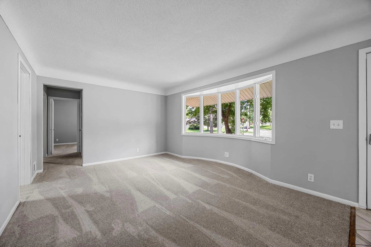 4801 Louisiana Avenue, Crystal, MN 55428