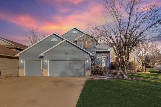 3402 Highlands Road, Brooklyn Park, MN 55443