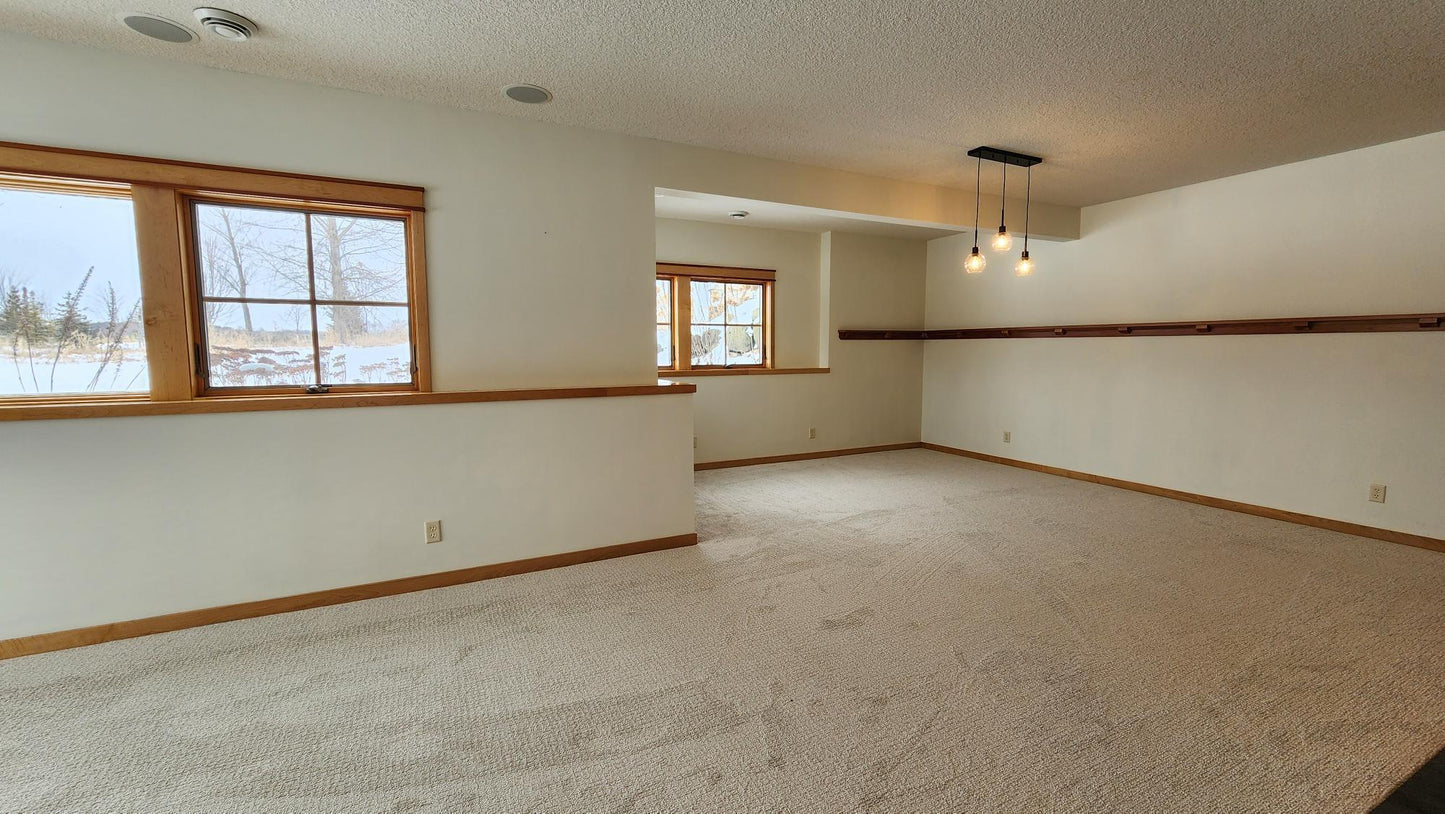 2039 Morgan Avenue, West Lakeland Twp, MN 55082