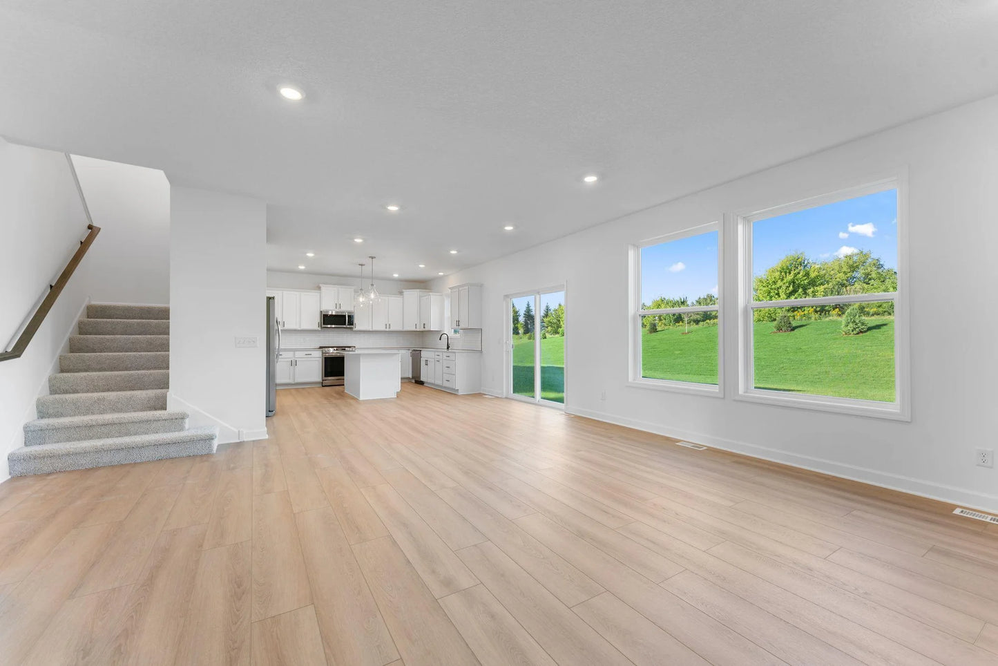 5180 Windlass Drive, Woodbury, MN 55129