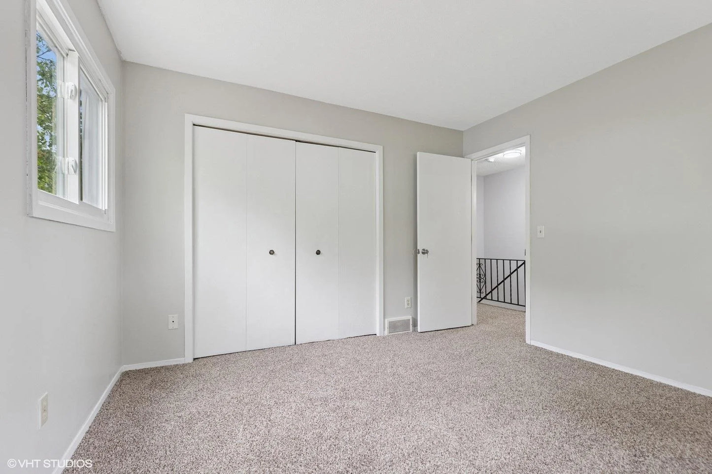 510 Shadyside Circle, Hopkins, MN 55343