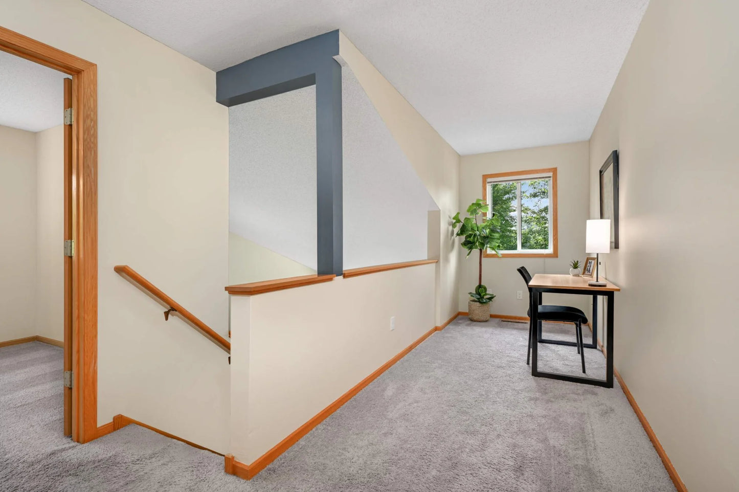 537 Woodduck Drive, Woodbury, MN 55125