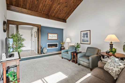 6075 Lincoln Drive, Edina, MN 55436