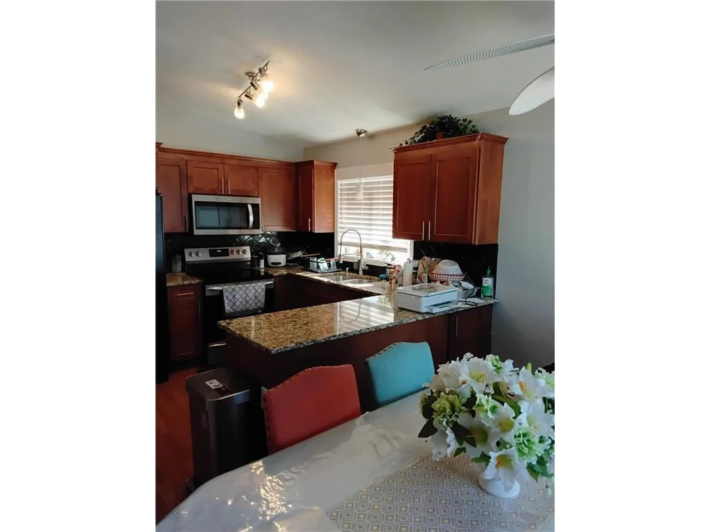 9007 Hampshire Avenue, Brooklyn Park, MN 55445