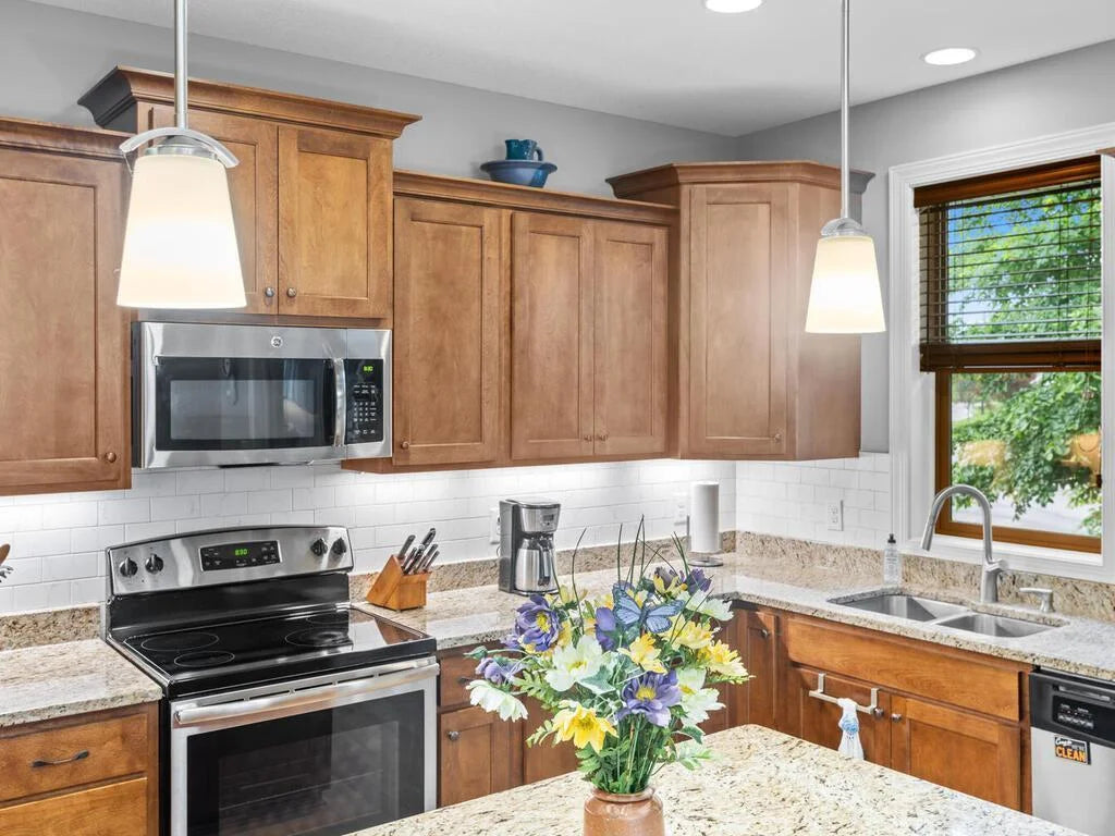 1128 Willowbrook Circle, Delano, MN 55328