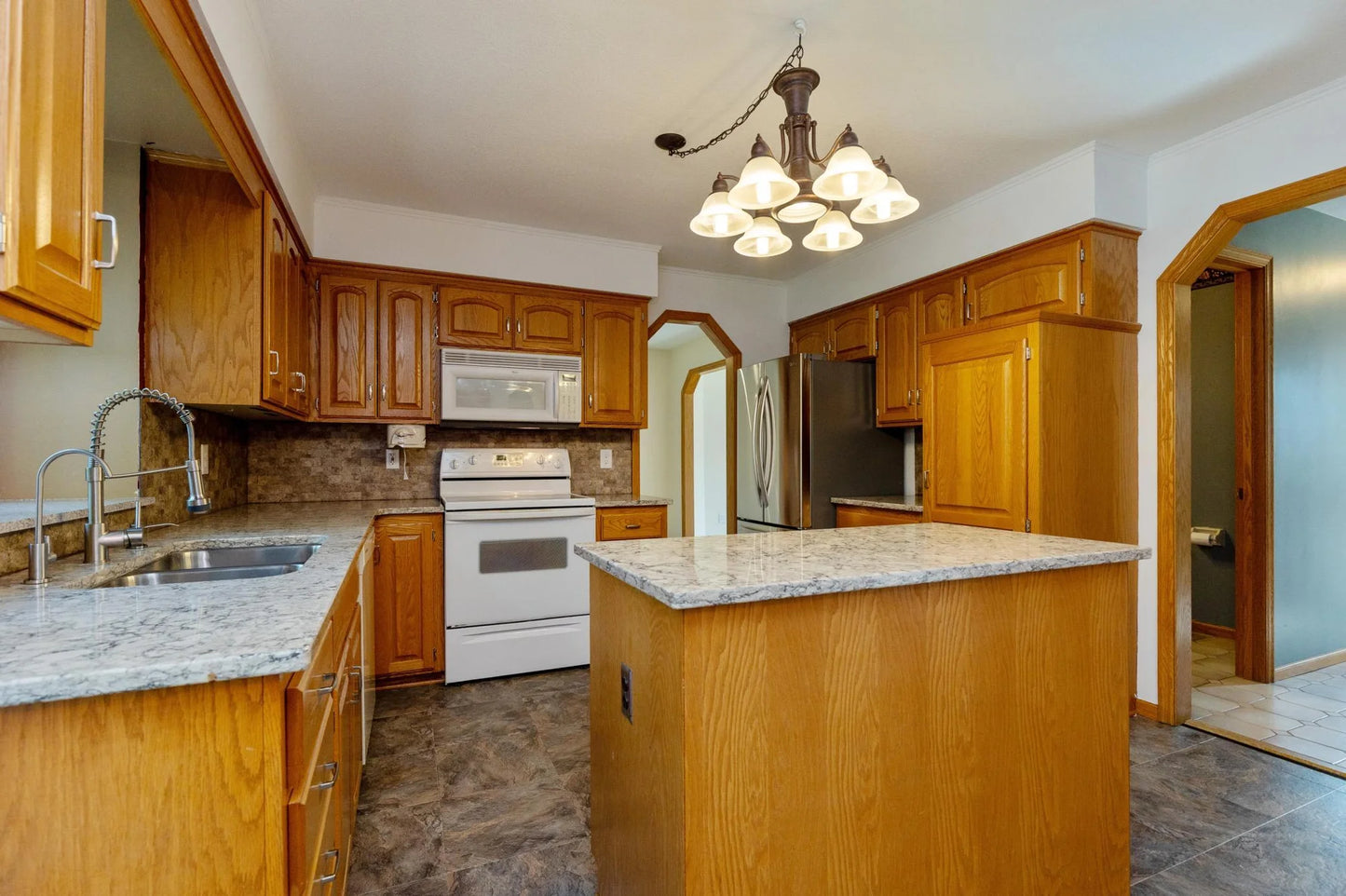 14500 Raleigh Avenue, Savage, MN 55378